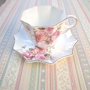 Pacifica Home fine ceramic floral teacup and saucer set